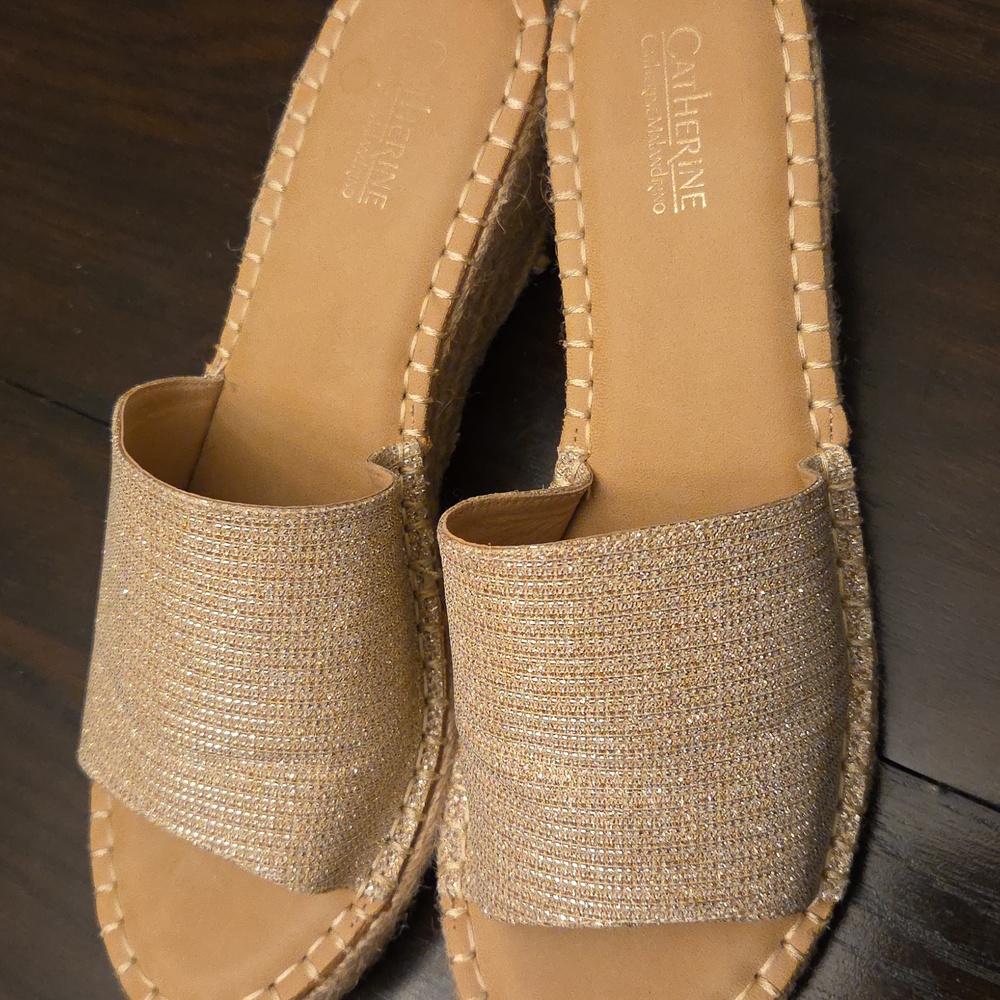 Catherine Malandrino Tan Wedge Sandals